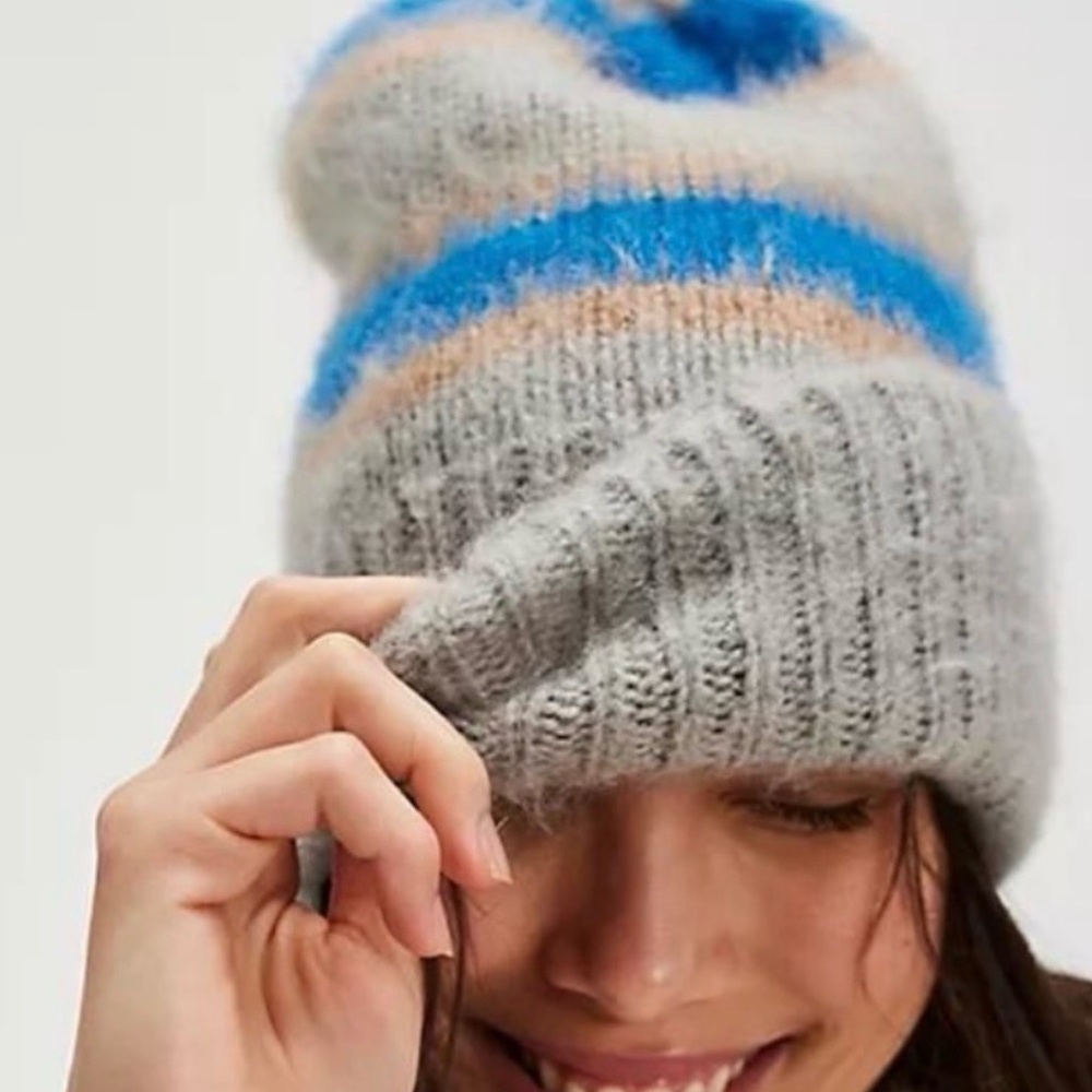Free People The Groove Stripe Beanie Blue Gray Cozy Chic Hat Cap One Size New